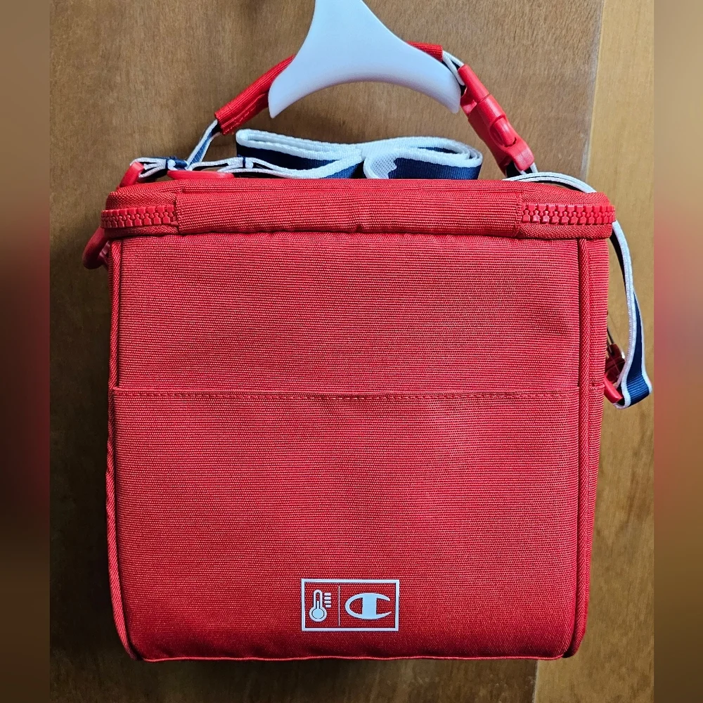 Champion Estate Insulated Lunch Box Cooler Messenger bag kit New Red Blue NWT